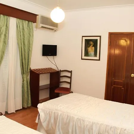 Bed & Breakfast O Pelicano Alfaiates